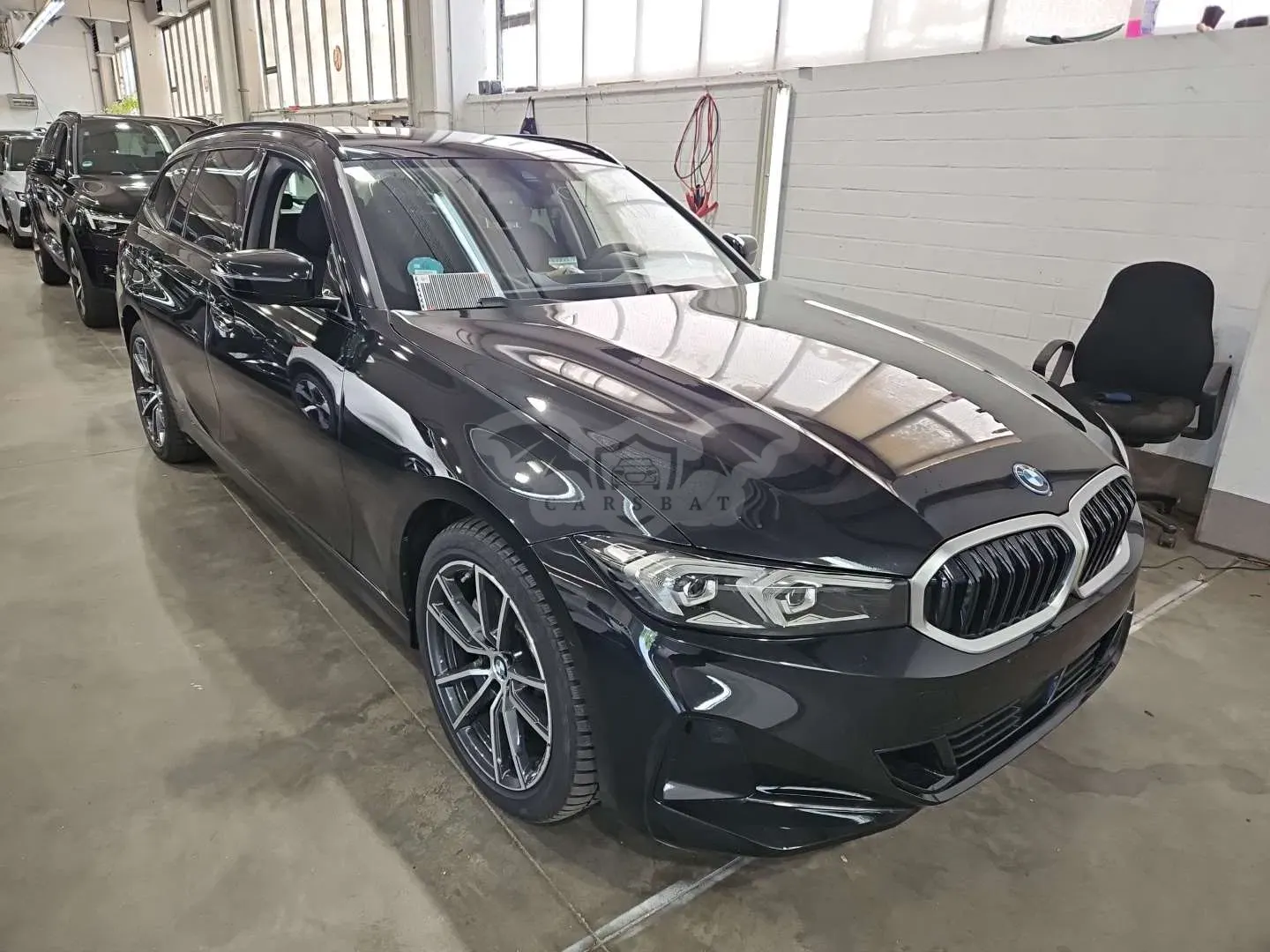 BMW 3 Series Touring 330e 2025
