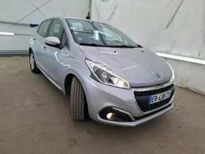 Peugeot 208 1.2i Allure Business 2017