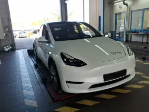 Tesla Model Y Long Range 2023