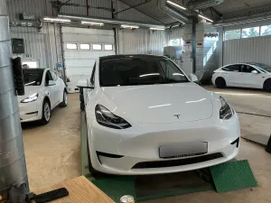 Tesla Model Y 60 kWh 2023