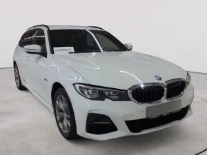 BMW 3 Series Touring 320e M Sport 2022