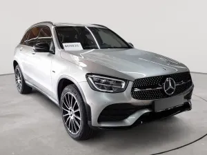 Mercedes-Benz GLC 300de AMG Line 2021