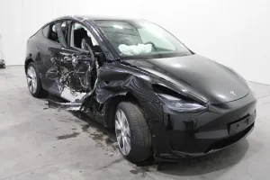 Tesla Model Y 60 kWh 2024