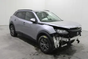 Peugeot 2008 1.2i Style 2022