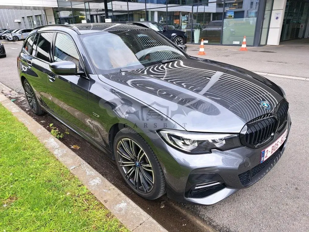 BMW 3 Series Touring 320e M Sport 2022
