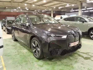 BMW iX 40 2022