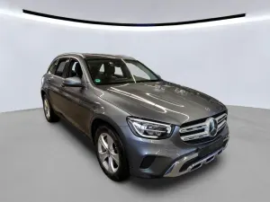 Mercedes-Benz GLC 220d 2021