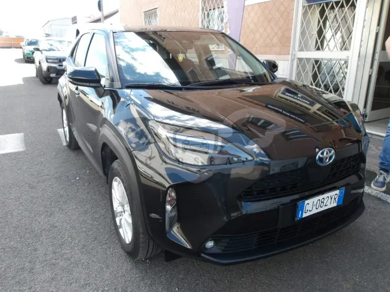 Toyota Yaris Cross 1.5h Business 2022
