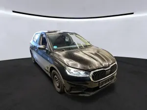 Skoda Fabia 1.0 MPI Tour 2022