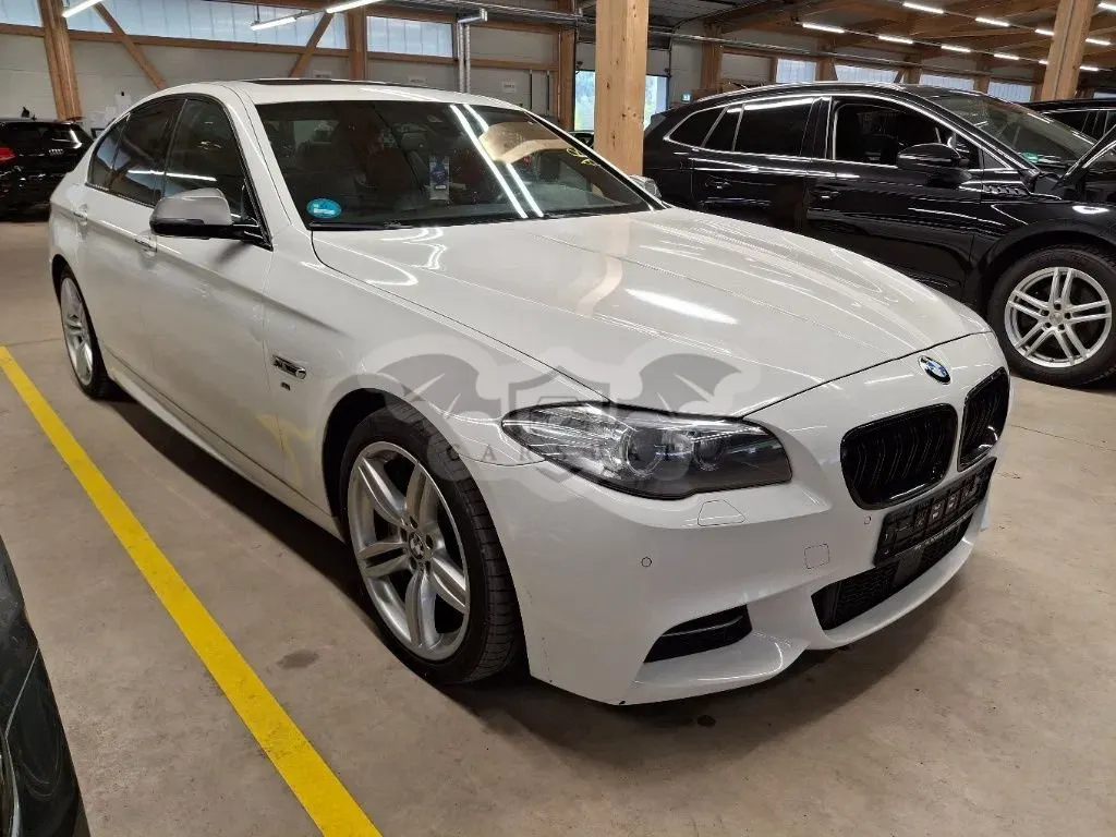 BMW 5 Series M550 3.0 2016