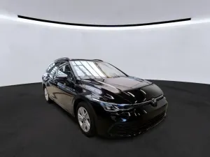 Volkswagen Golf Variant 1.5 eTSI Life 2023