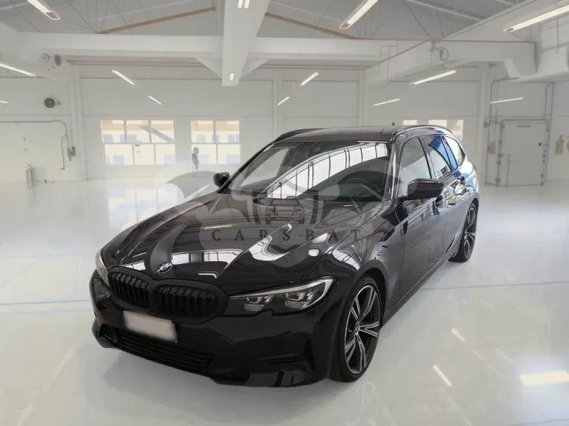 BMW 3 Series Touring 318d Business Advantage 2022