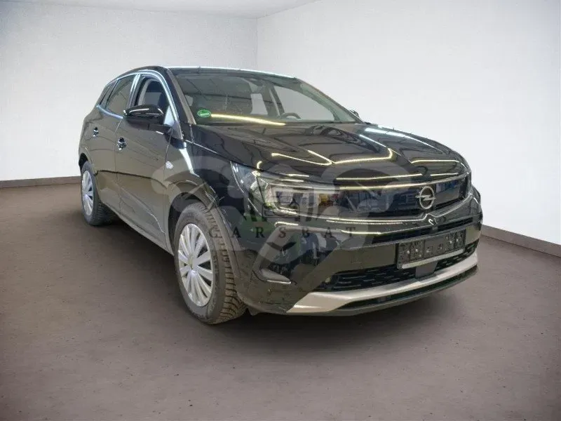 Opel Grandland 1.6 Ultimate 2022