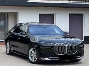 BMW 7 Series 740 2024