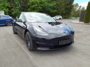 Tesla Model 3 82 kWh 2023