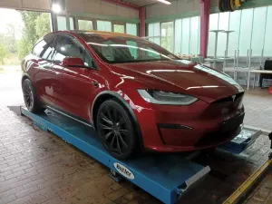 Tesla Model X 100 kWh 2023