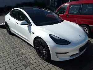 Tesla Model 3 75 kWh 2021