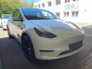 Tesla Model Y 78 kWh 2023
