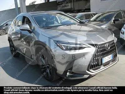Lexus NX Premium 2025