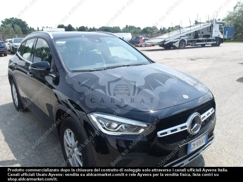 Mercedes-Benz GLA 200d Business 2023
