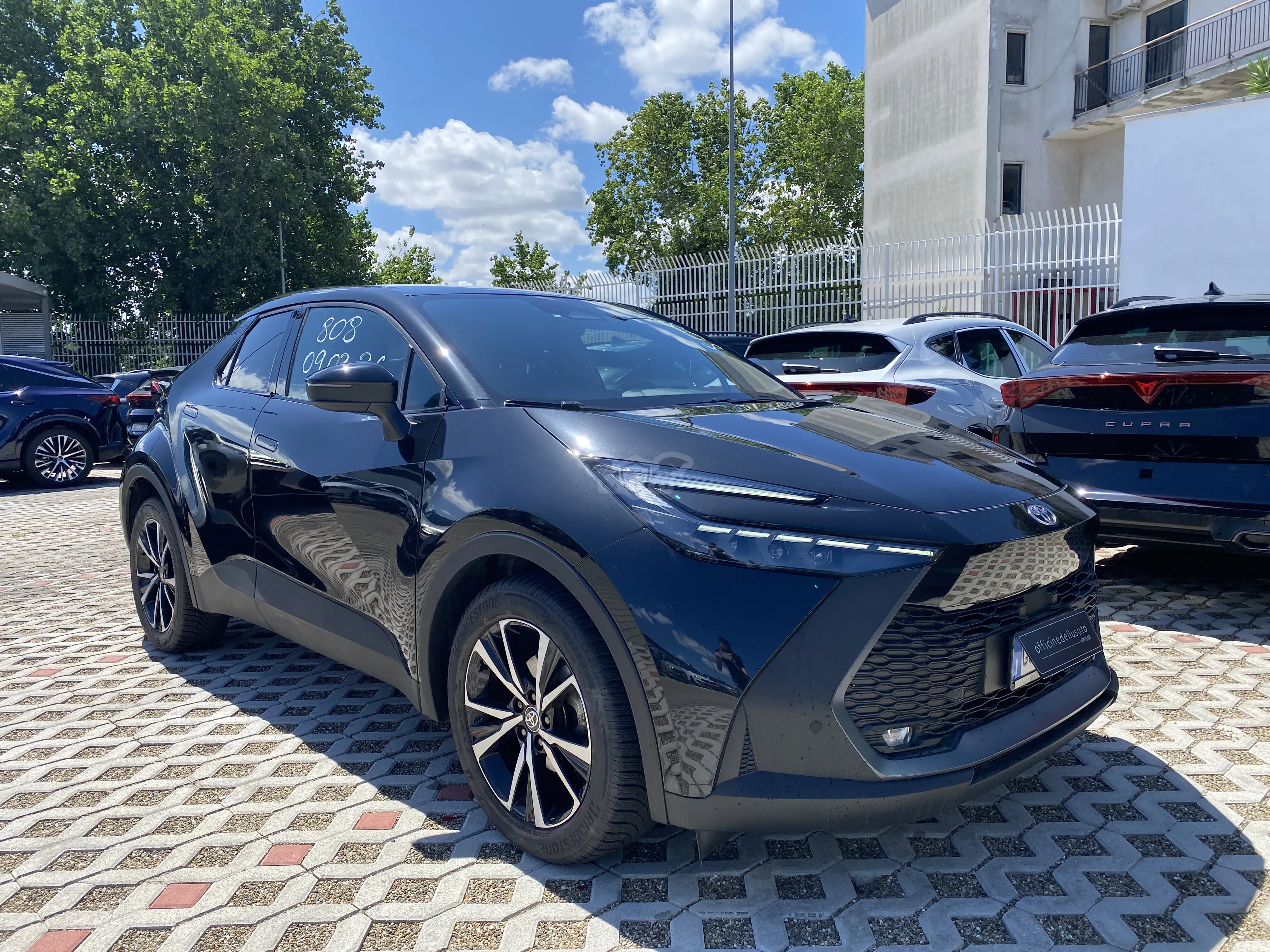 Toyota C-HR 1.8 Trend 2024