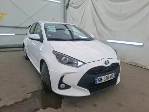 Toyota Yaris 1.5 Dynamic Business 2023