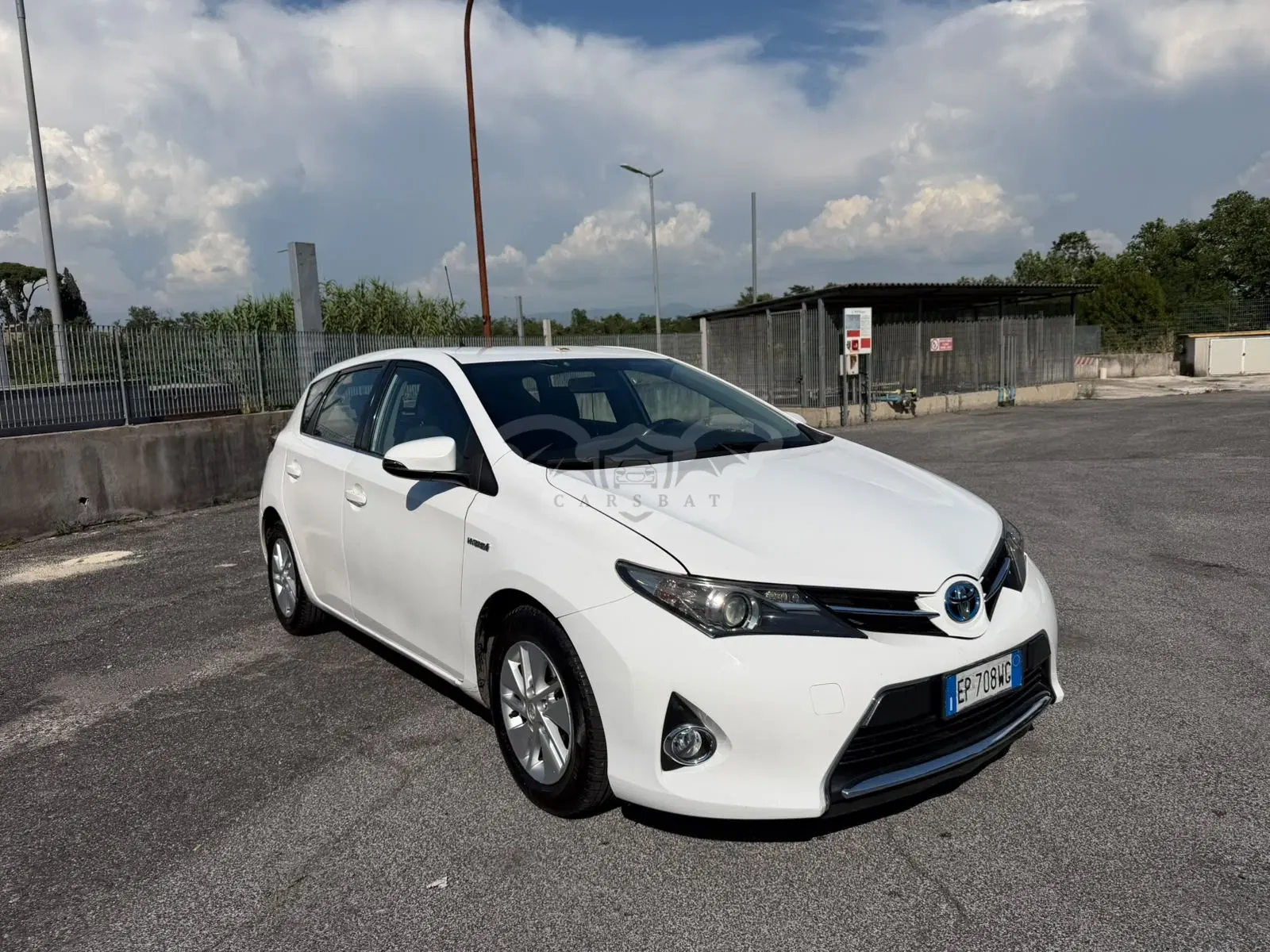 Toyota Auris 1.8h Active 2013