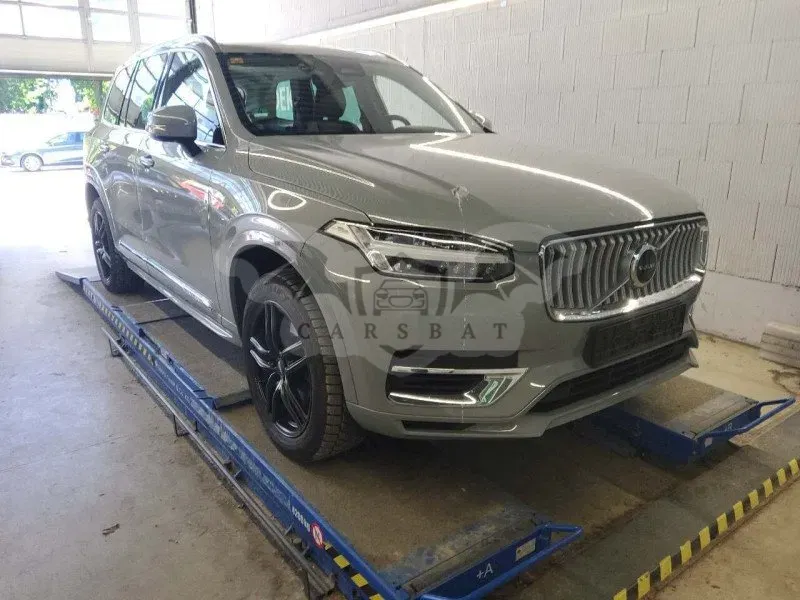 Volvo XC90 T8 Core 2024