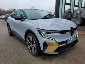 Renault Megane E-Tech Iconic 2024