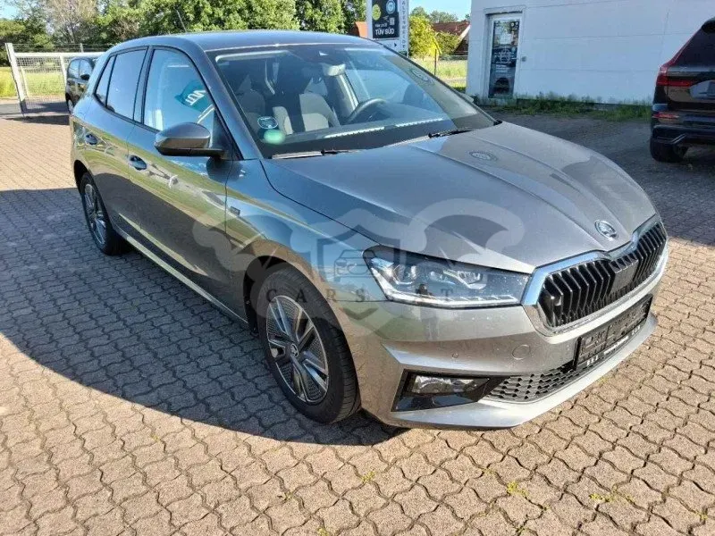 Skoda Fabia 1.0 TSI Tour 2025