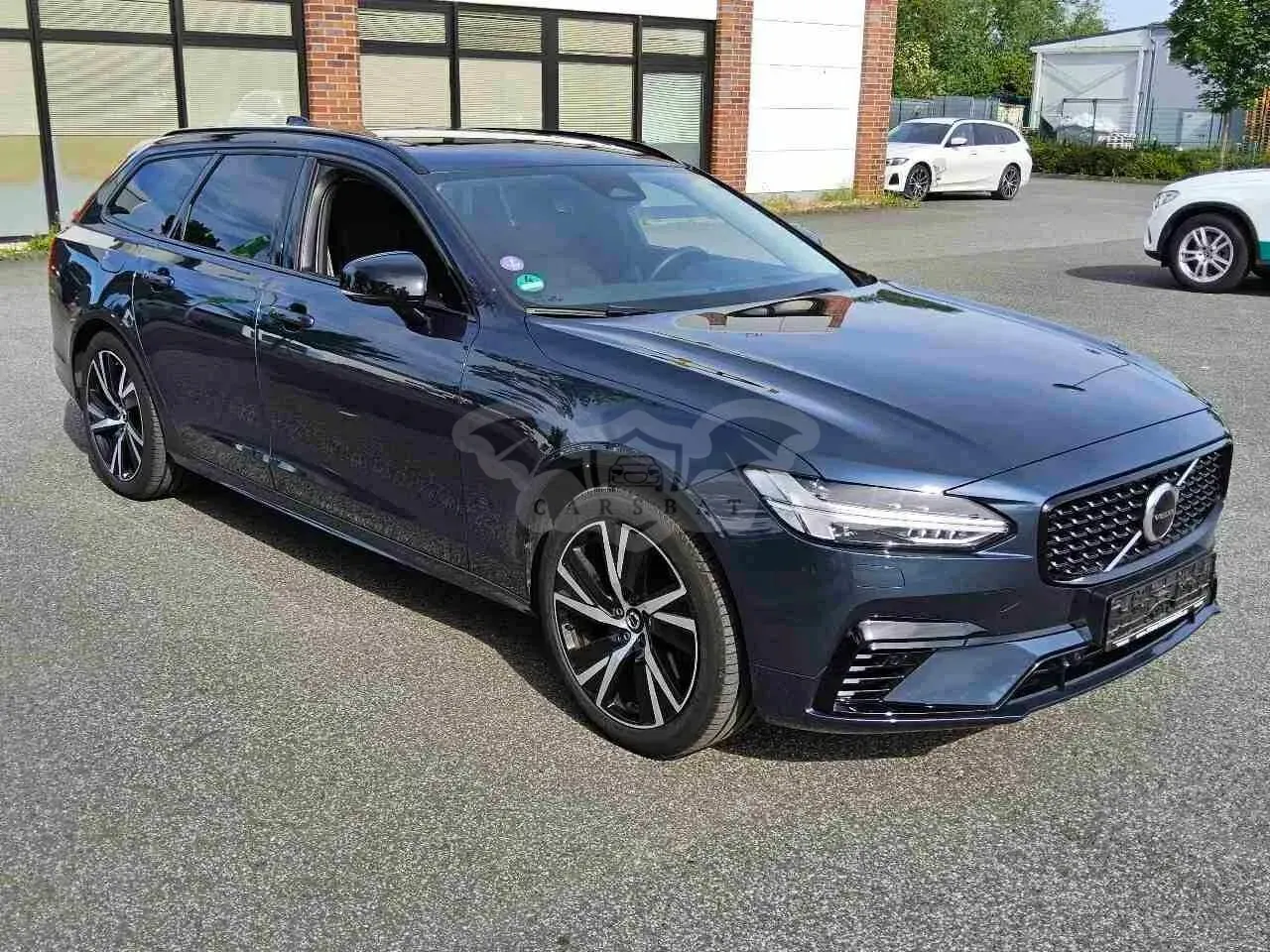 Volvo V90 T8 Ultimate Dark 2022