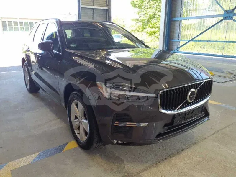 Volvo XC60 3.2 Momentum Pro 2022