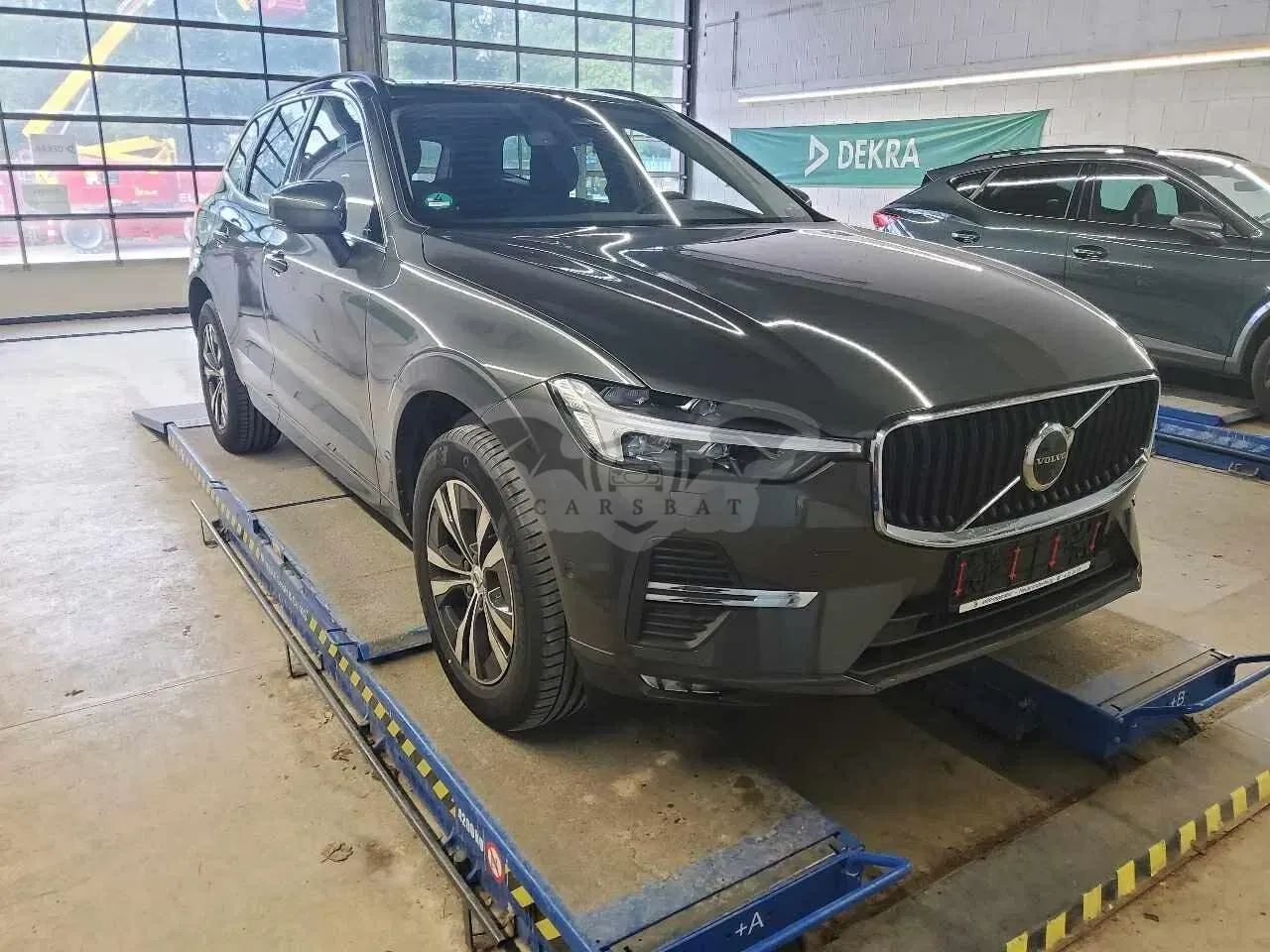 Volvo XC60 3.2 Momentum Pro 2022