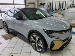 Renault Megane E-Tech Iconic 2024