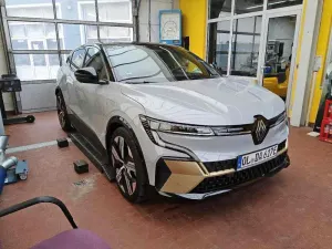 Renault Megane E-Tech Iconic 2024