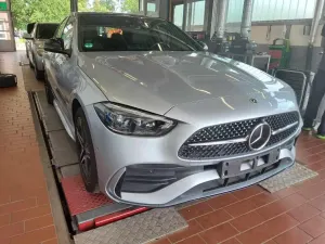 Mercedes-Benz C 300e AMG Line 2023