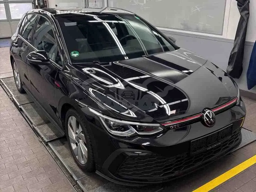 Volkswagen Golf GTI 2.0 TSI 2024