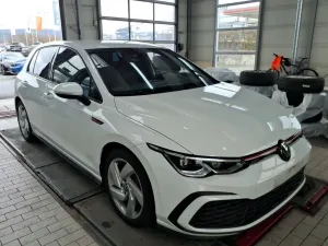 Volkswagen Golf GTI 2.0 TSI 2024