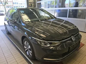 Volkswagen Golf 1.0 eTSI Move 2024