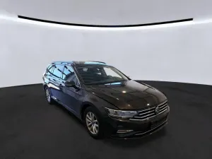 Volkswagen Passat Variant 2.0 TDI Business 2023