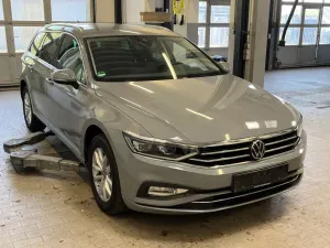 Volkswagen Passat Variant 2.0 TDI Business 2023