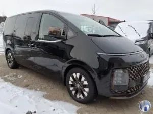 Hyundai Staria Signature 2023