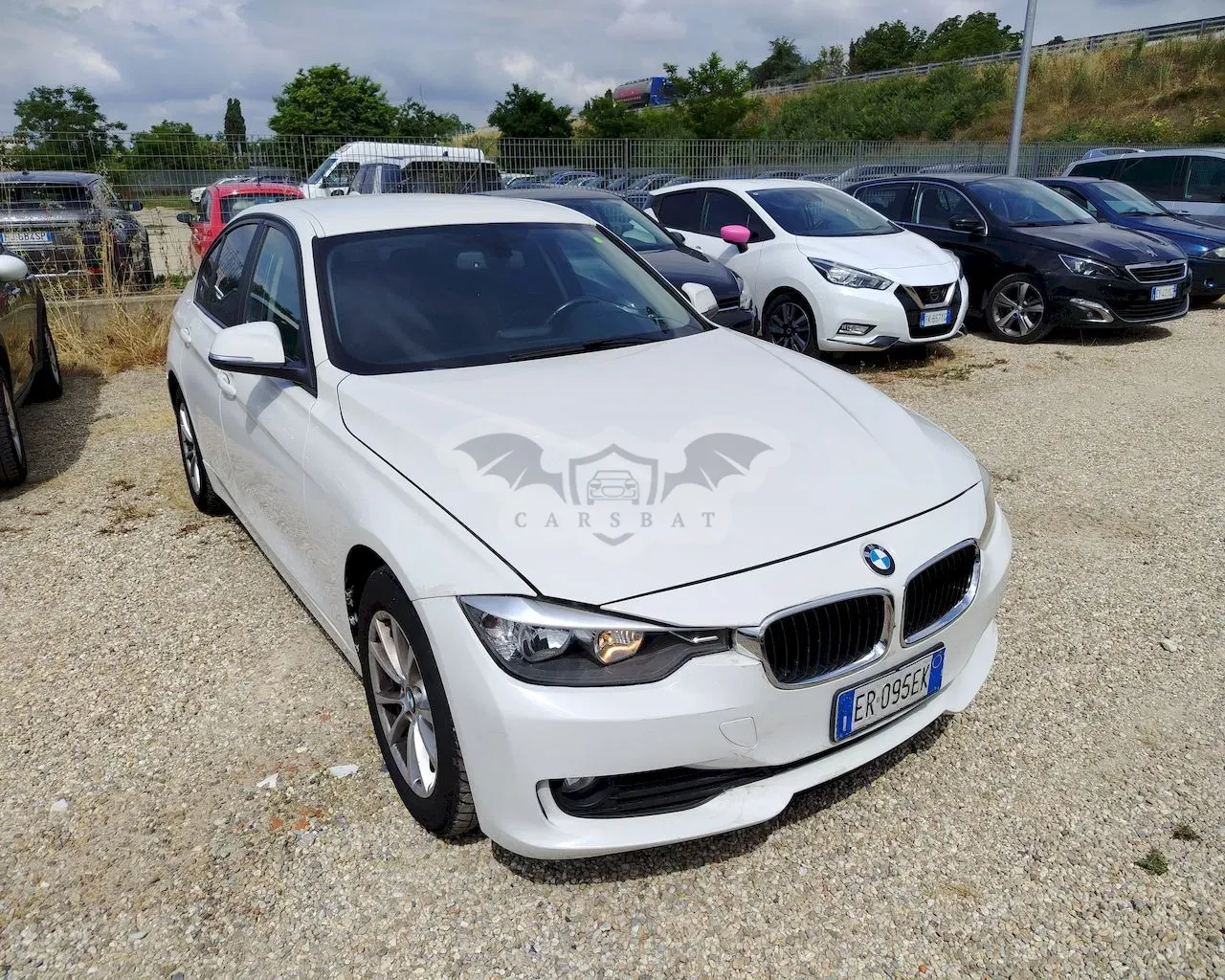 BMW 3 Series 318d Business 2013