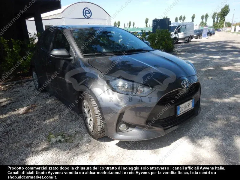 Toyota Yaris Business 2022