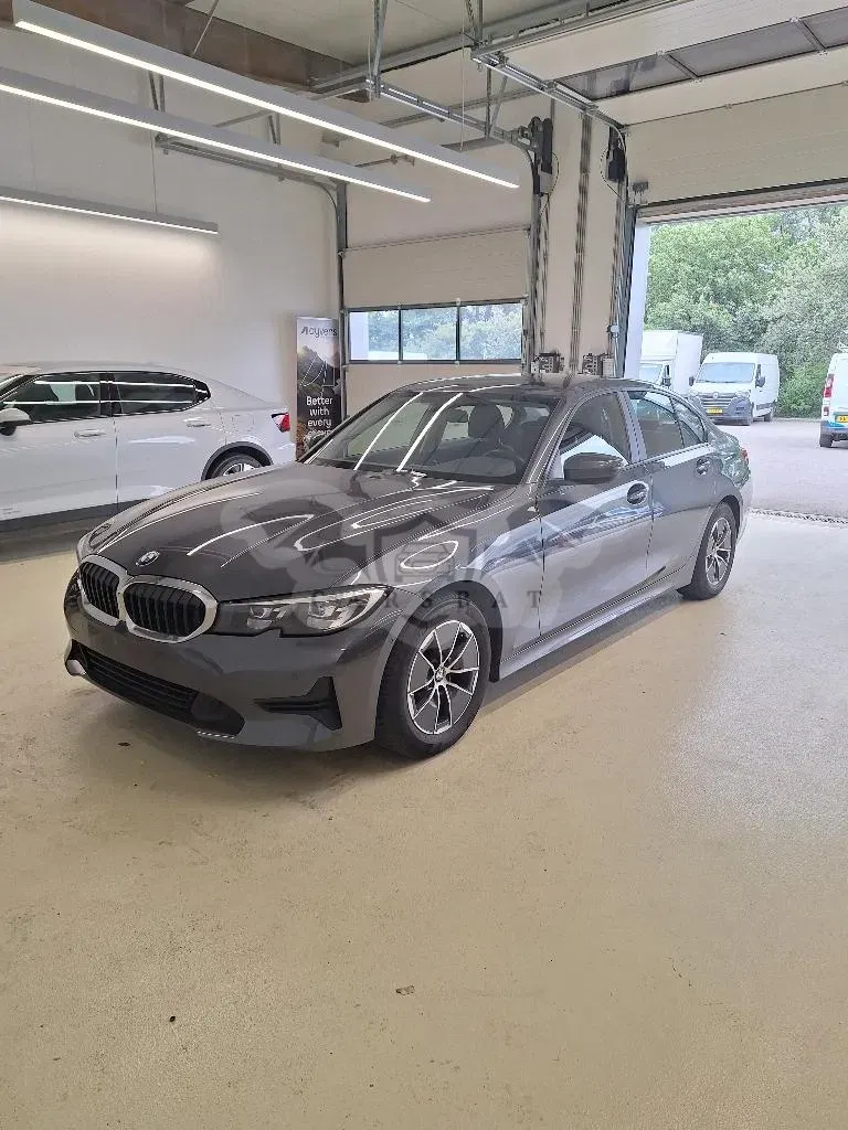BMW 3 Series 320i Lounge 2022