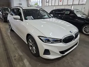 BMW 3 Series Touring 318d 2023