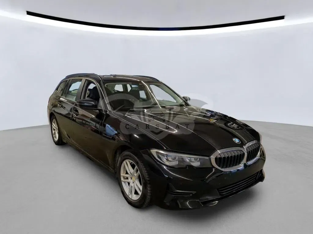 BMW 3 Series Touring 318d 2022
