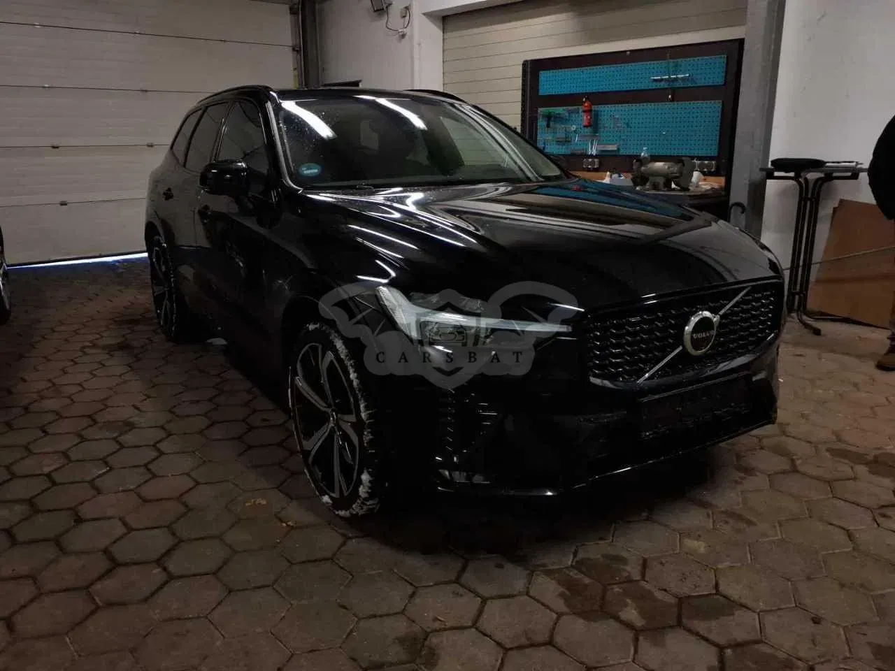 Volvo XC60 B4 Plus Dark 2024