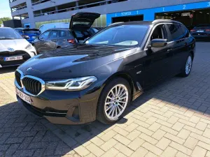 BMW 5 Series Touring 530e Business 2021