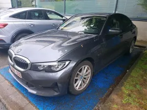 BMW 3 Series 320e Business 2022